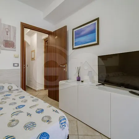 Casa Athena - Goelba Apartmán *